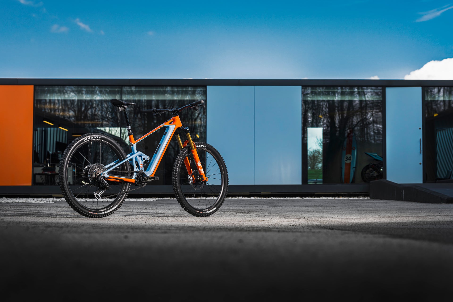 Mondraker NEAT Unlimited Gulf Edition